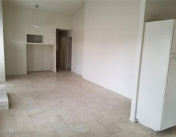 1936 ST Lawrence Drive, Las Vegas, NV 89108