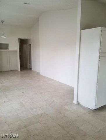 1936 ST Lawrence Drive, Las Vegas, NV 89108