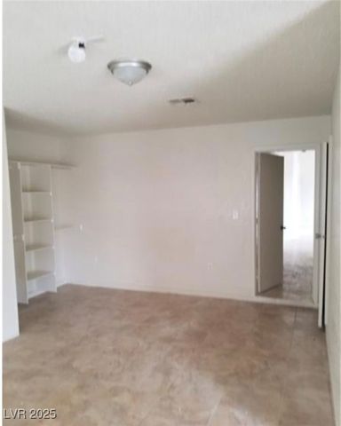 1936 ST Lawrence Drive, Las Vegas, NV 89108