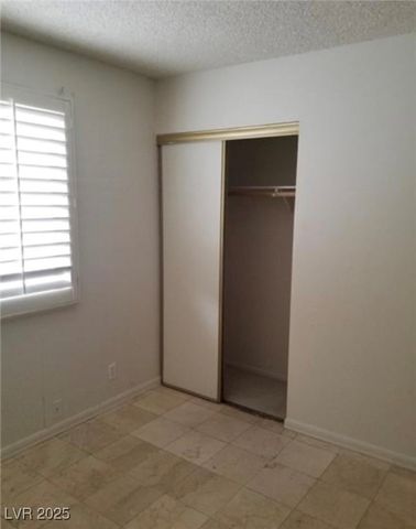 1936 ST Lawrence Drive, Las Vegas, NV 89108