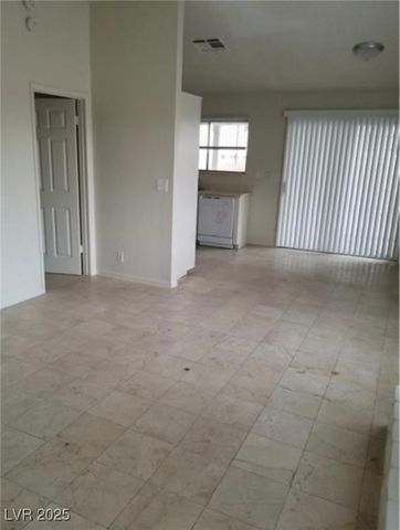 1936 ST Lawrence Drive, Las Vegas, NV 89108