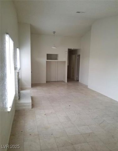 1936 ST Lawrence Drive, Las Vegas, NV 89108