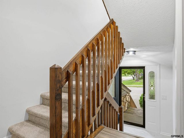 16506 Castelar Street, Omaha, NE 68130