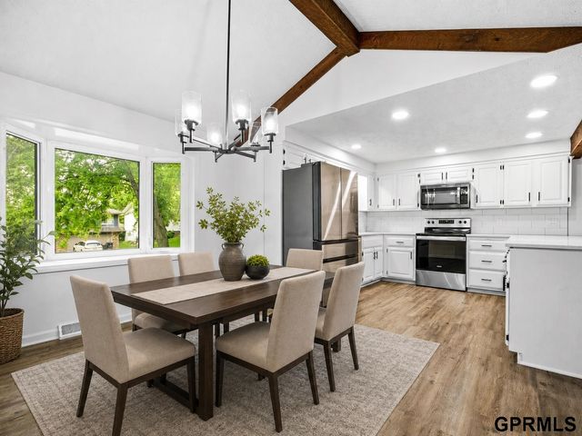 16506 Castelar Street, Omaha, NE 68130