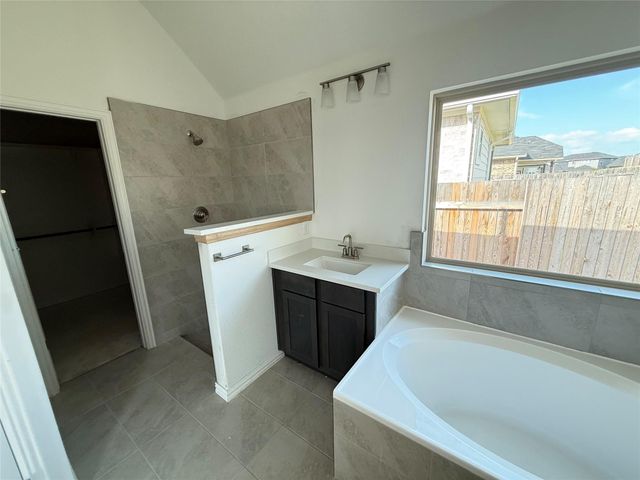 408 Rubber Tree WAY, Buda, TX 78610