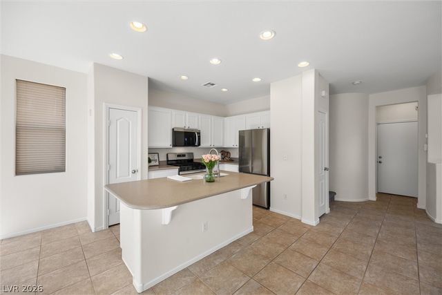 8973 Quintessa Cove Street, Las Vegas, NV 89148