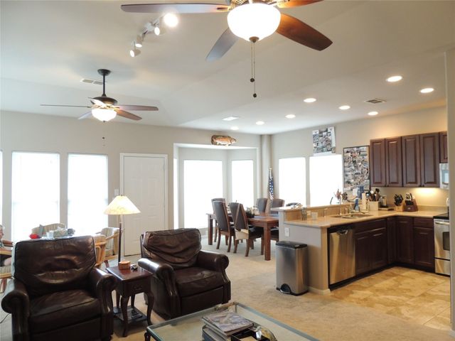 1 Alligator Head Lane, Port O Connor, TX 77982