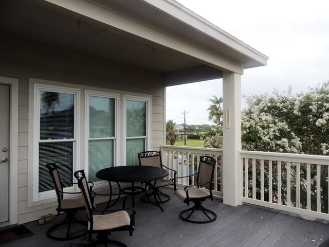 1 Alligator Head Lane, Port O Connor, TX 77982