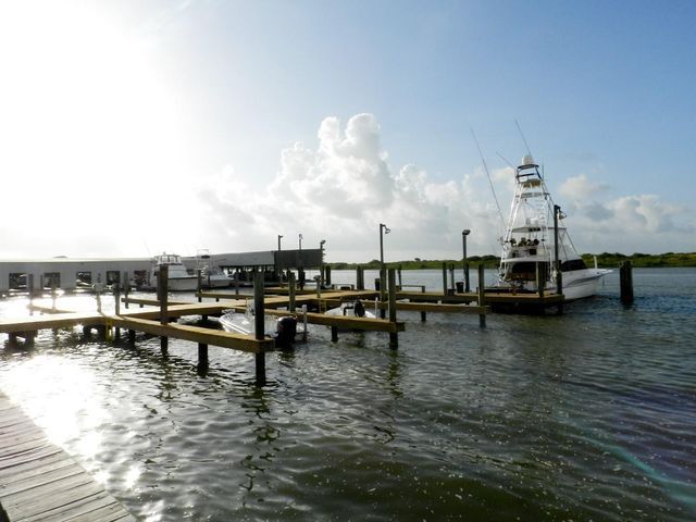 1 Alligator Head Lane, Port O Connor, TX 77982