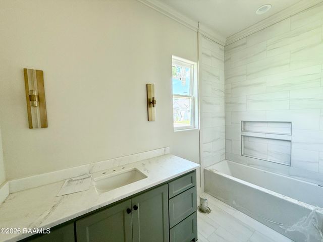 112 Tea Rose Drive, Broussard, LA 70518