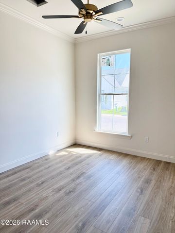 112 Tea Rose Drive, Broussard, LA 70518