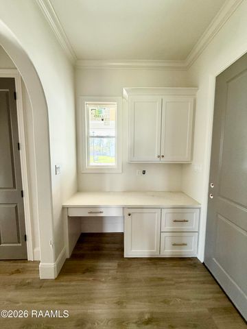 112 Tea Rose Drive, Broussard, LA 70518