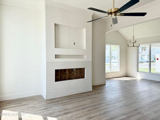 112 Tea Rose Drive, Broussard, LA 70518