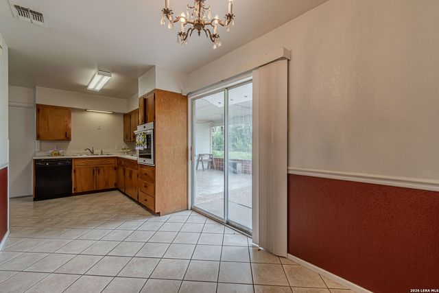 4951 Benham Dr, San Antonio, TX 78220