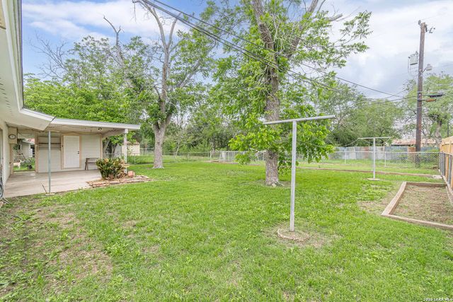 4951 Benham Dr, San Antonio, TX 78220