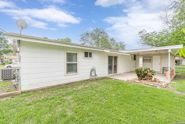 4951 Benham Dr, San Antonio, TX 78220