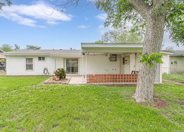 4951 Benham Dr, San Antonio, TX 78220