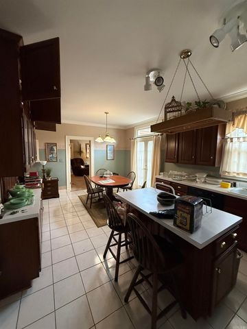 303 Woodford Place, Paragould, AR 72450