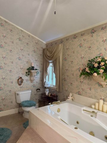 303 Woodford Place, Paragould, AR 72450