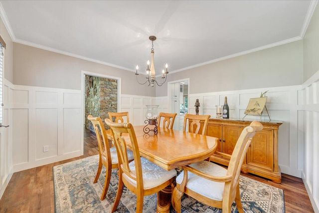 129 Leeward DR, Moneta, VA 24121