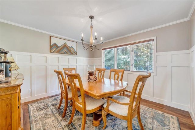 129 Leeward DR, Moneta, VA 24121