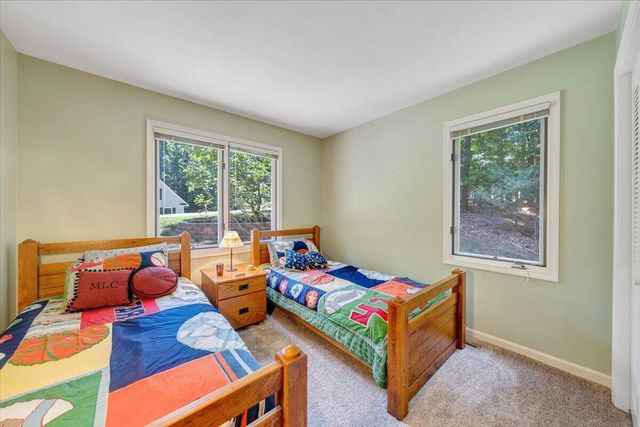 129 Leeward DR, Moneta, VA 24121