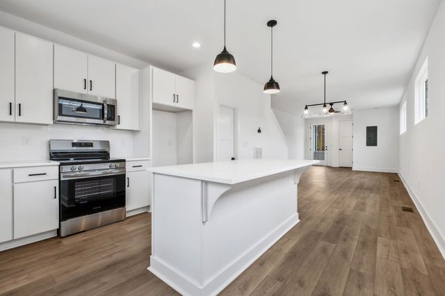 229 Prince Ave, Nashville, TN 37207