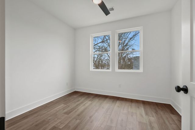 229 Prince Ave, Nashville, TN 37207