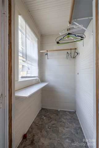 322 7th Street SW, Taylorsville, NC 28681