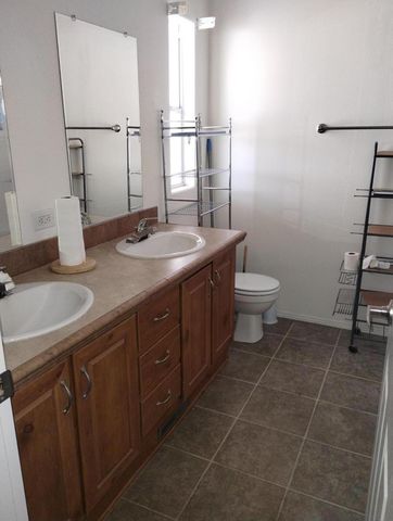 7300 N 51st Avenue F99, Glendale, AZ 85301