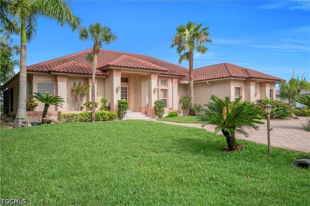 16971 Timberlakes DR, Fort Myers, FL 33908