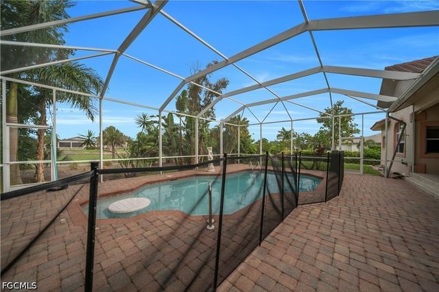 16971 Timberlakes DR, Fort Myers, FL 33908