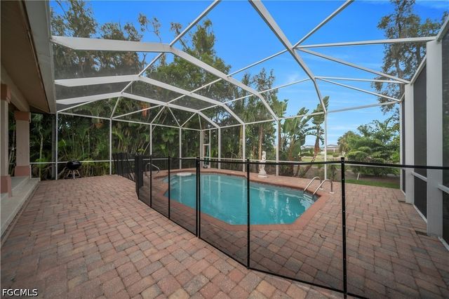 16971 Timberlakes DR, Fort Myers, FL 33908