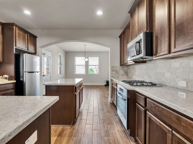 6222 Western Pine Drive, League City, TX 77573