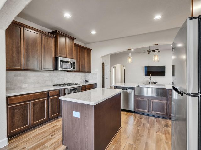 6222 Western Pine Drive, League City, TX 77573