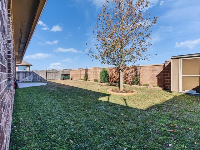 6222 Western Pine Drive, League City, TX 77573