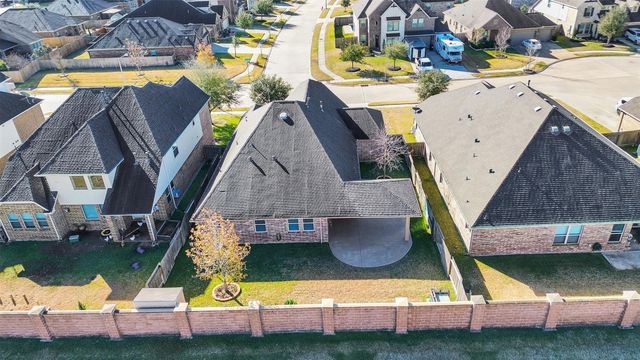 6222 Western Pine Drive, League City, TX 77573