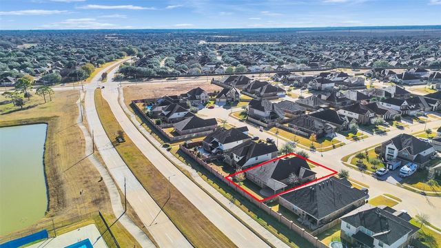 6222 Western Pine Drive, League City, TX 77573