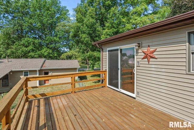 240 Teal Drive, Chatham, IL 62629