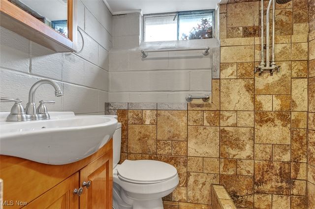 720 E 254th Street, Euclid, OH 44132