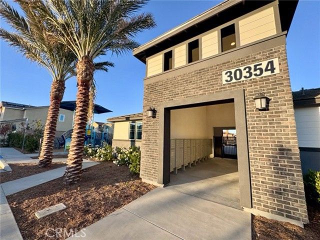 30326 Wild Oat Street, Murrieta, CA 92563