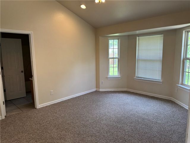 516 Stowers Avenue, Elkins, AR 72727