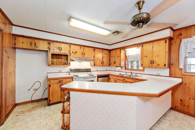 204 Broadmoor Ave, Houma, LA 70364