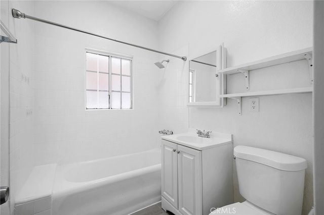 228 S Kenwood Street 107, Glendale, CA 91205