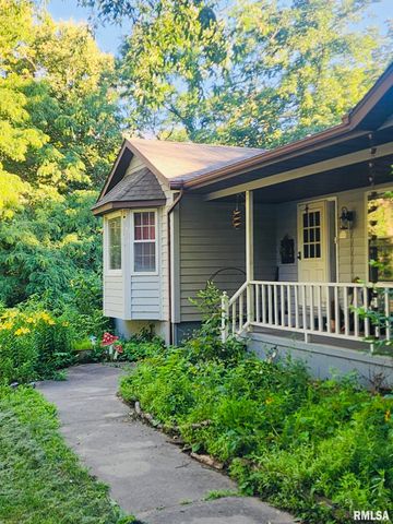 520 W HICKORY GROVE Court, Dunlap, IL 61525