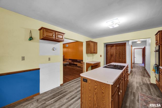 520 W HICKORY GROVE Court, Dunlap, IL 61525