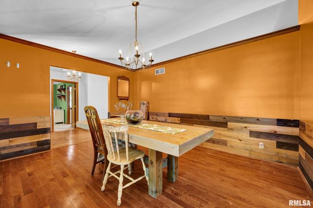 520 W HICKORY GROVE Court, Dunlap, IL 61525