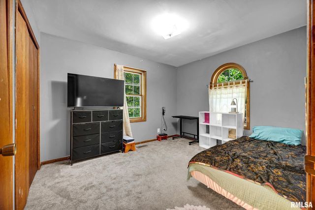 520 W HICKORY GROVE Court, Dunlap, IL 61525