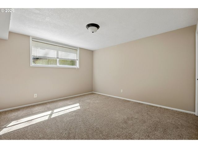 18617 Ne 399TH St, Amboy, WA 98601