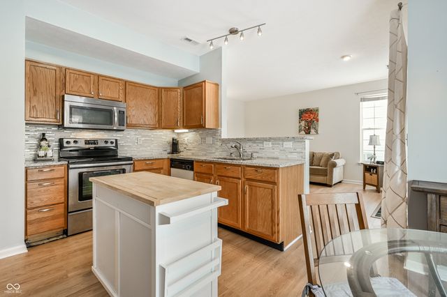 9668 Troon Court, Carmel, IN 46032